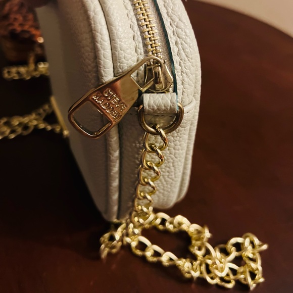 Steve Madden Crossbody with Chain Strap - Picture 2 of 4